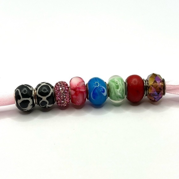 Pandora Style Glass Beads  8 total beads be added  to charm bracelet or necklace - Picture 1 of 5